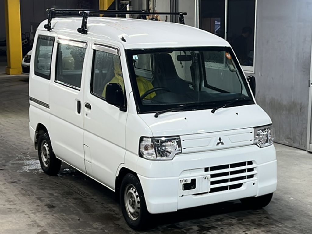 MITSUBISHI MINICAB