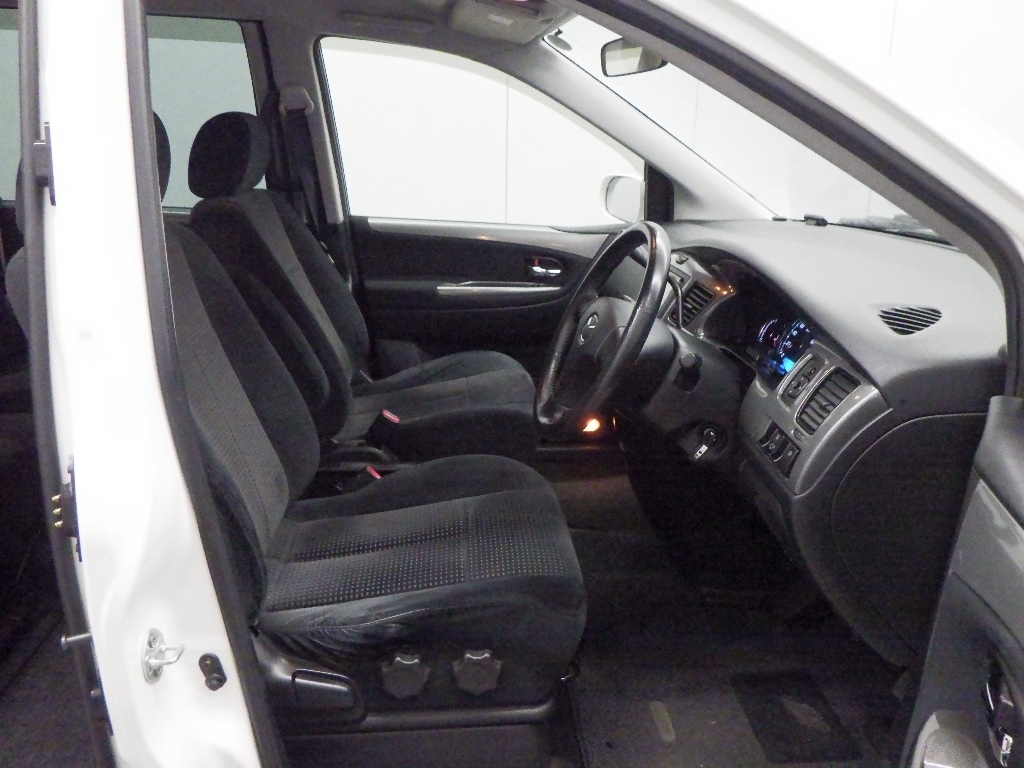MAZDA MPV