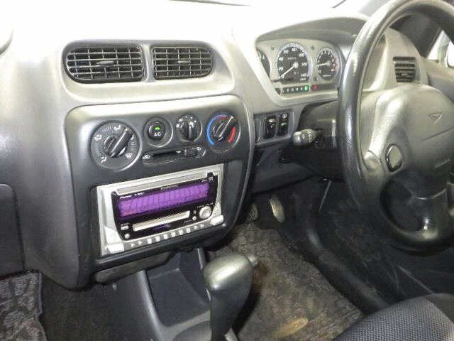 DAIHATSU TERIOS KID