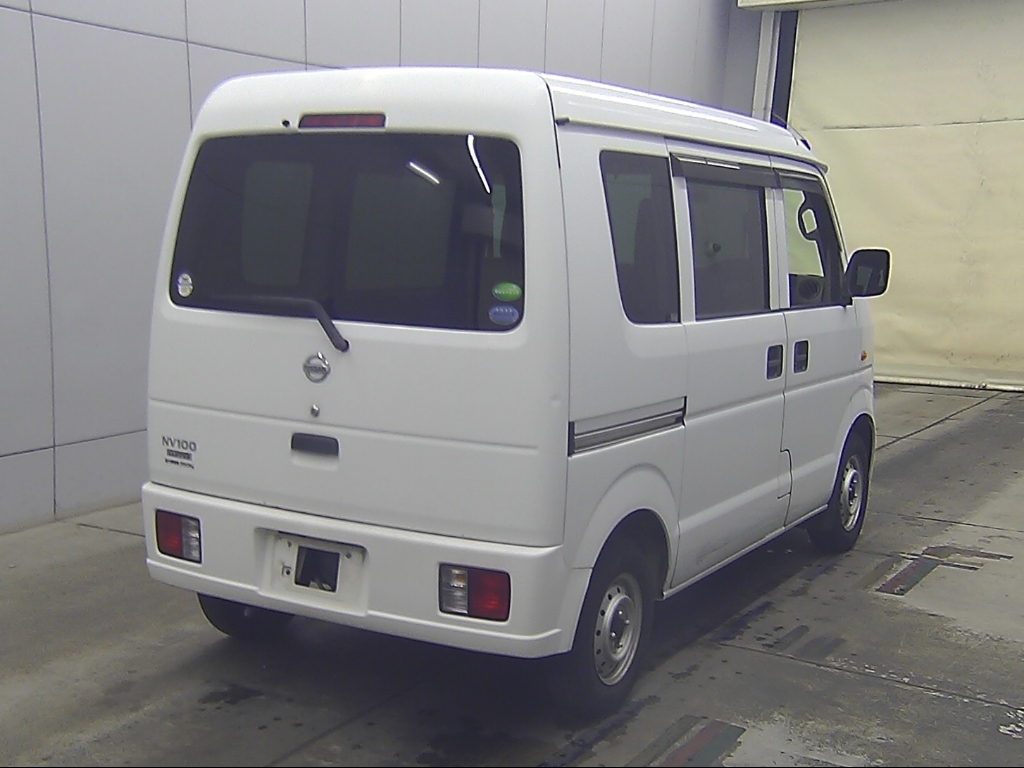 NISSAN NV100 CLIPPER