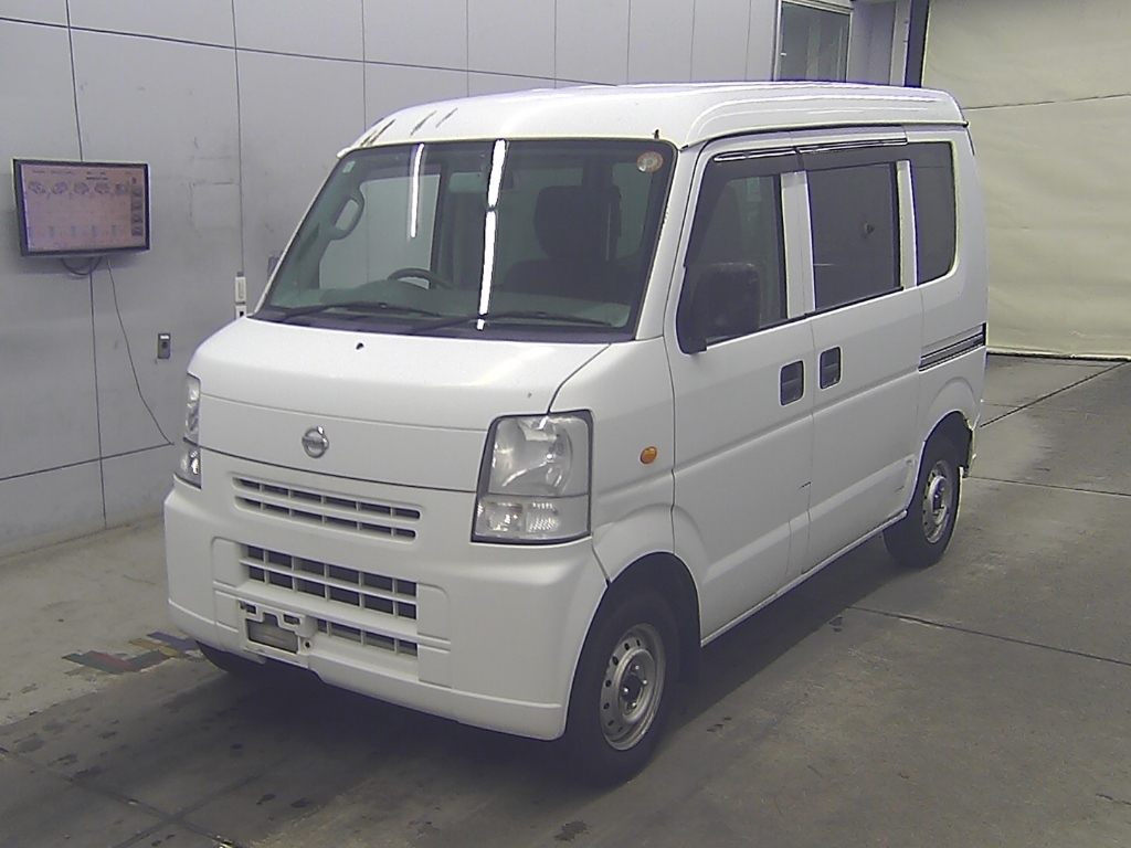 NISSAN NV100 CLIPPER