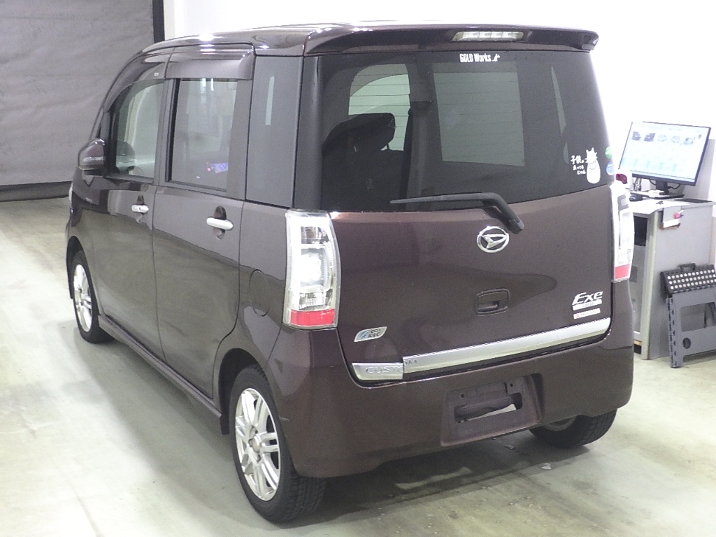 DAIHATSU TANTO EXE