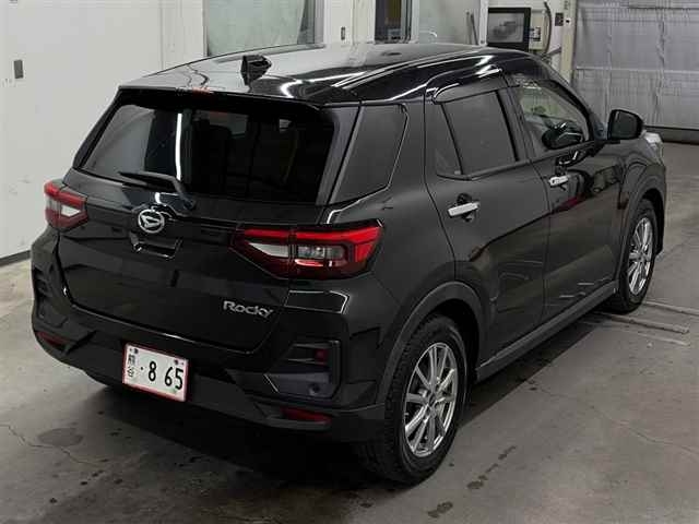 DAIHATSU ROCKY