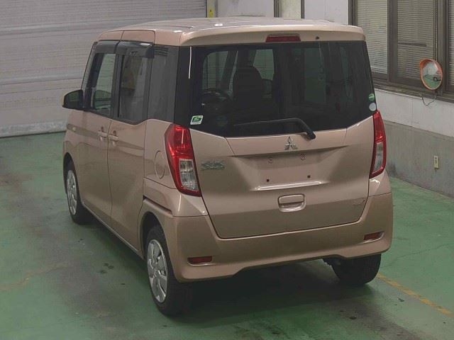 MITSUBISHI EK SPACE