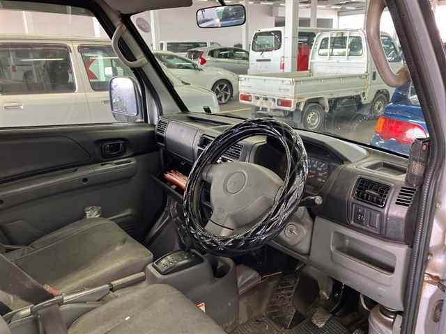 MITSUBISHI MINICAB