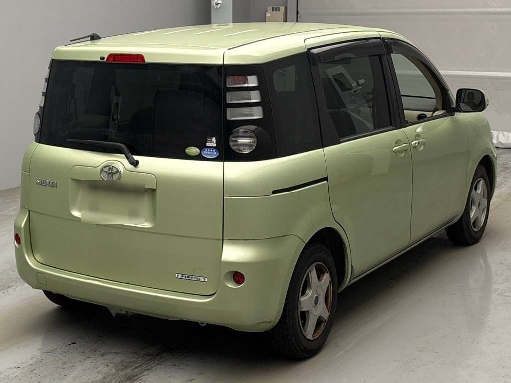 TOYOTA SIENTA