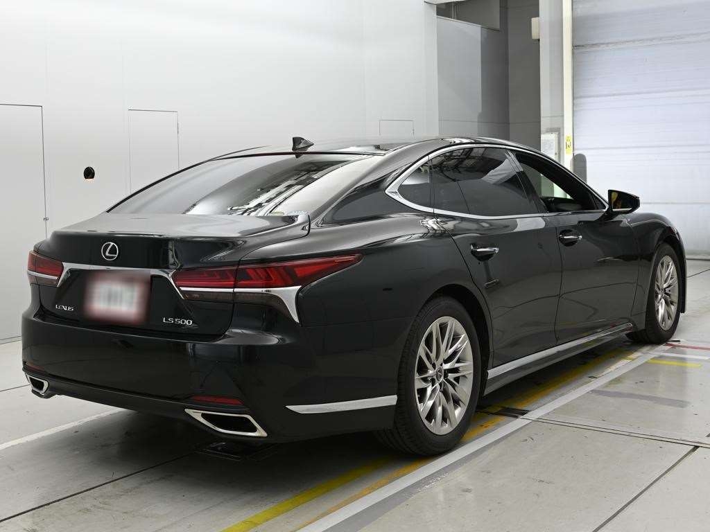 LEXUS LS500