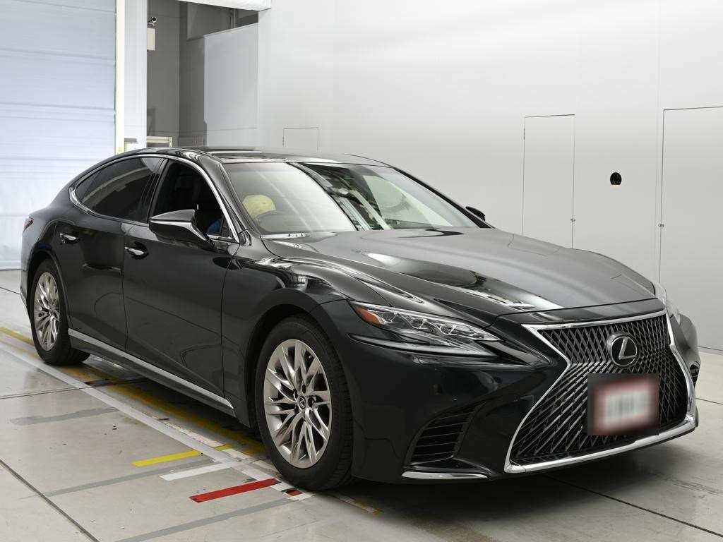 LEXUS LS500