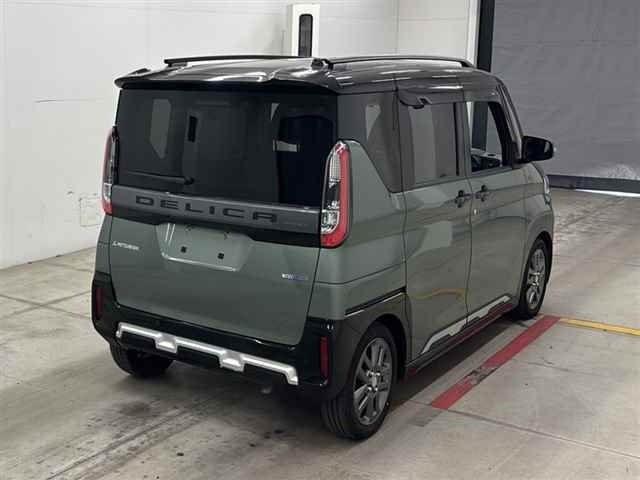 MITSUBISHI DELICA MINI