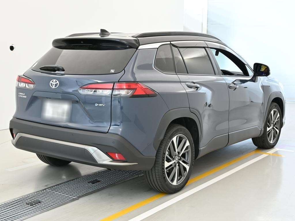 TOYOTA COROLLA CROSS
