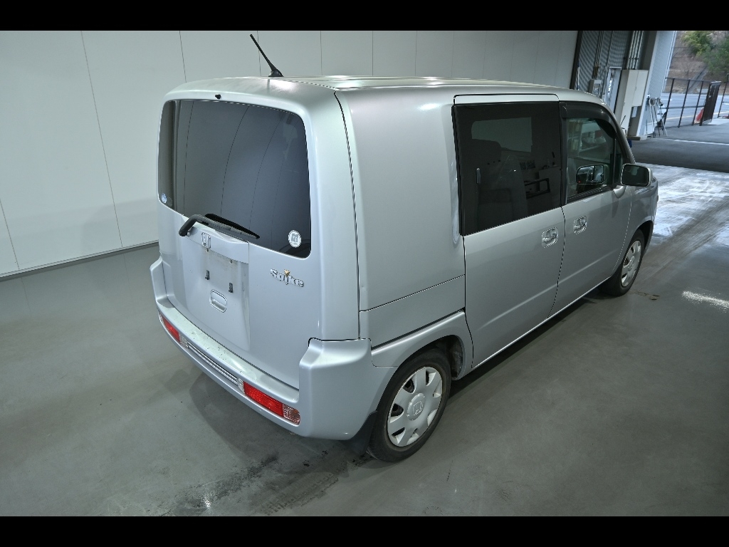 HONDA MOBILIO SPIKE