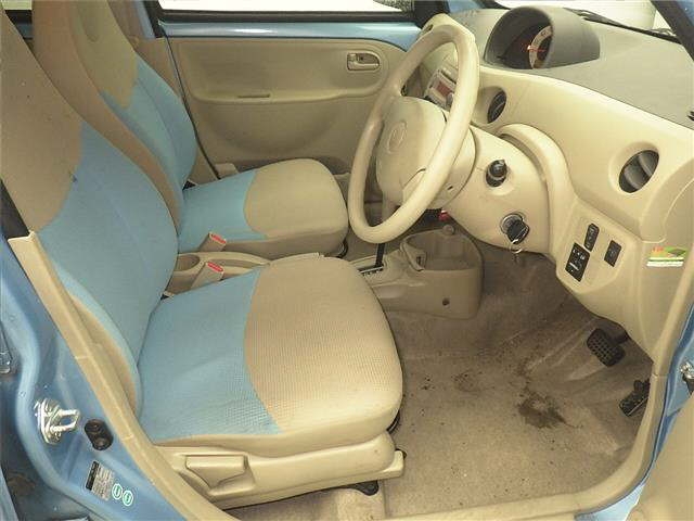 DAIHATSU ESSE