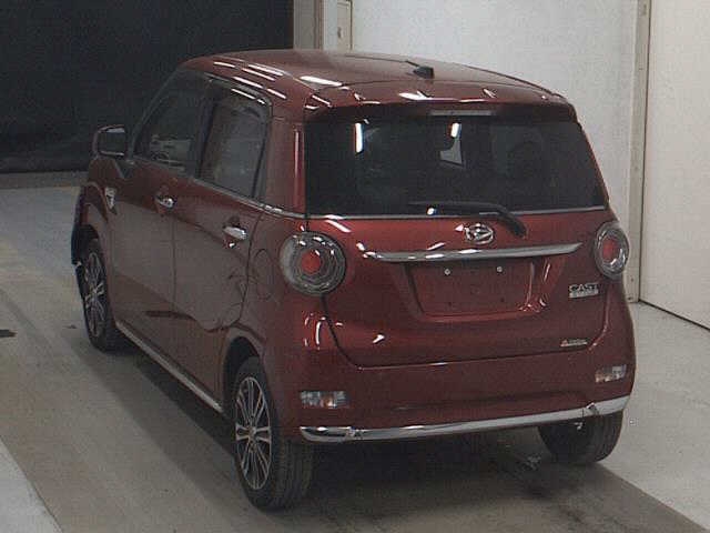 DAIHATSU CAST