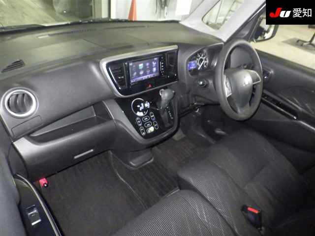 MITSUBISHI EK SPACE