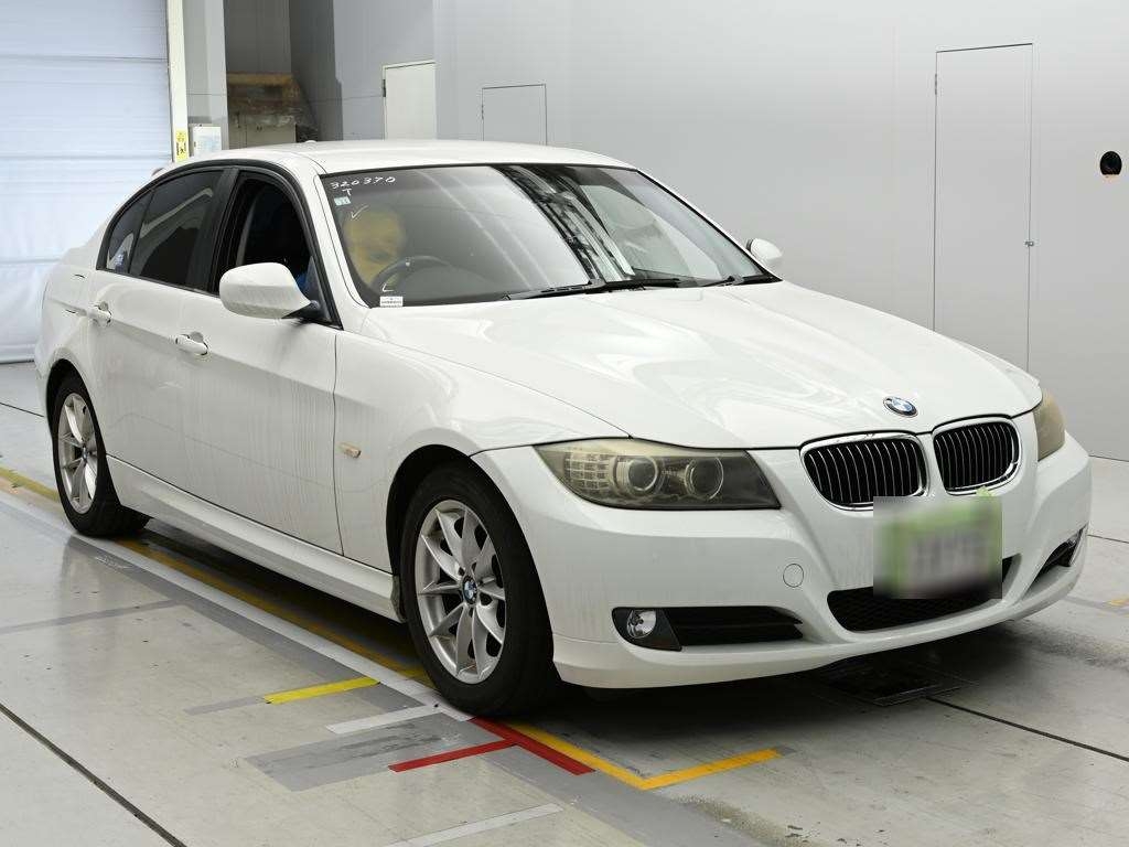 BMW 3-SERIES