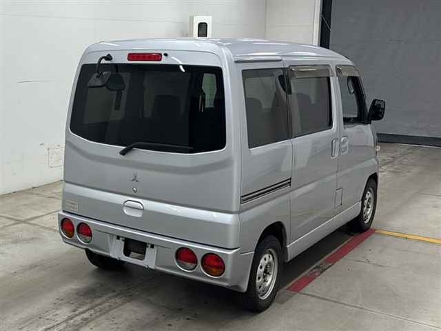 MITSUBISHI TOWN BOX