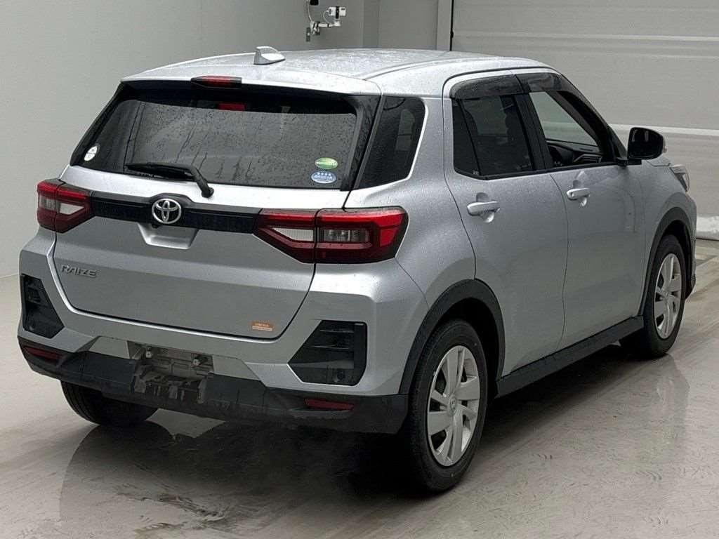 TOYOTA RAIZE