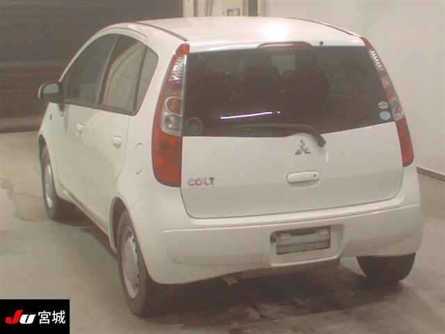 MITSUBISHI COLT
