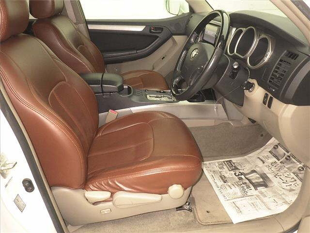 TOYOTA HILUX SURF