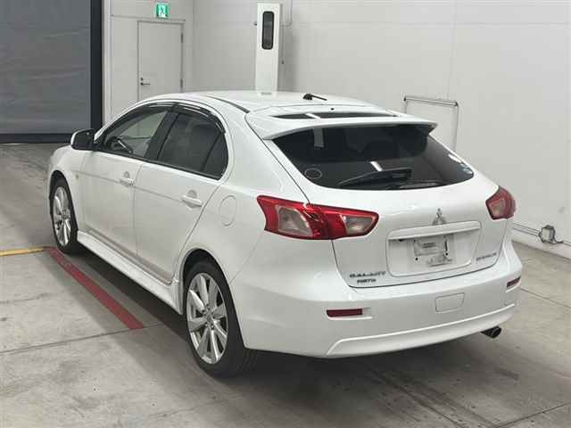MITSUBISHI GALANT FORTIS