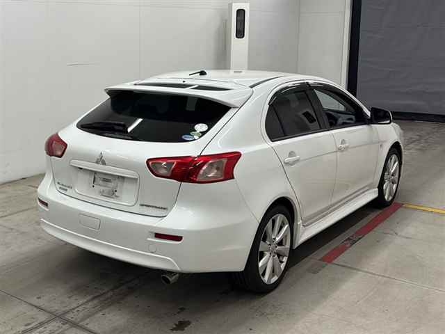 MITSUBISHI GALANT FORTIS