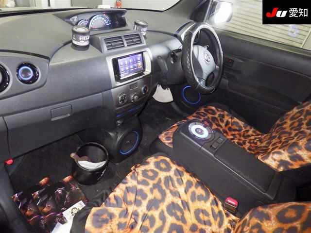 TOYOTA BB