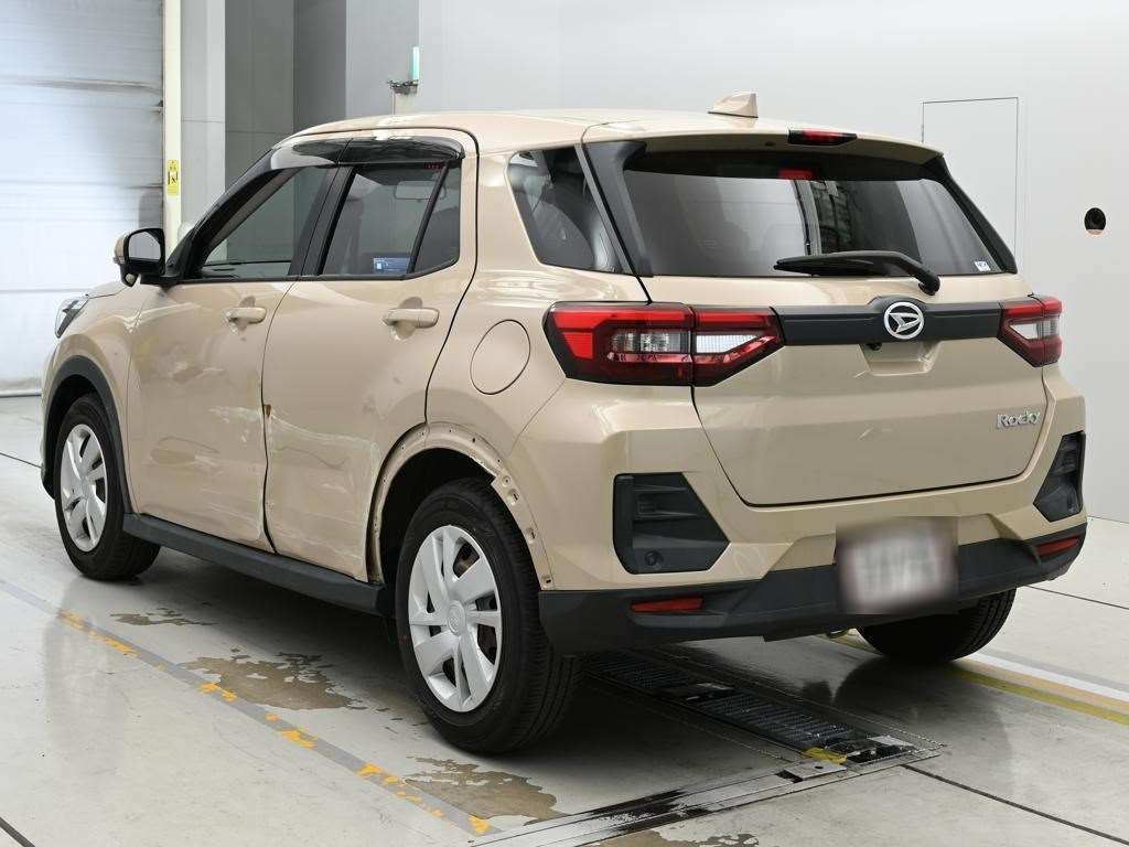 DAIHATSU ROCKY