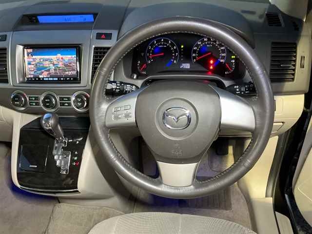 MAZDA MPV