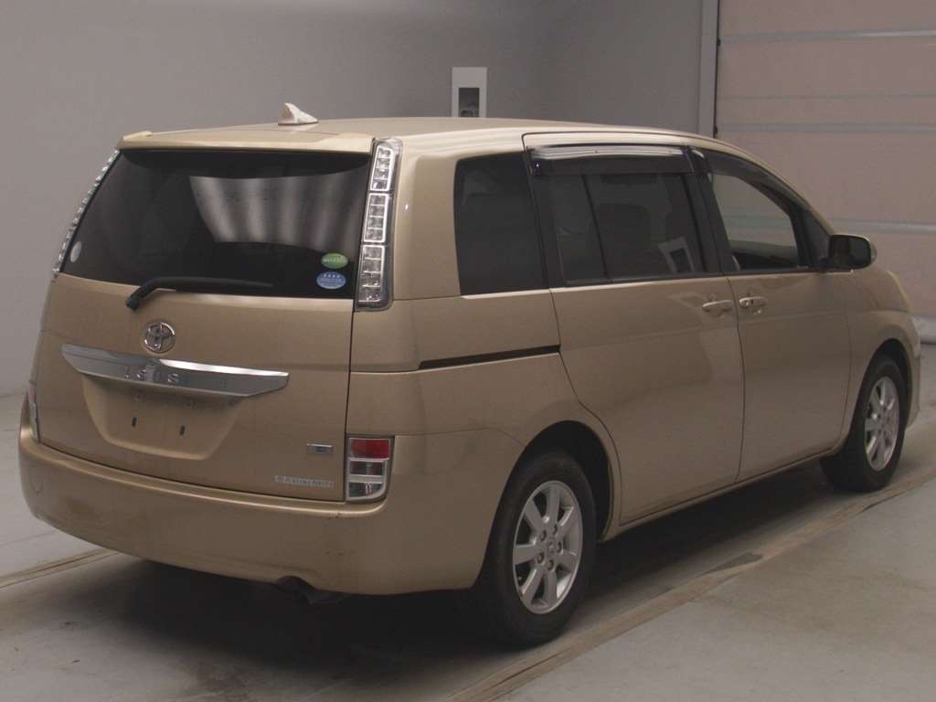 TOYOTA ISIS