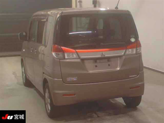 MITSUBISHI DELICA D:2