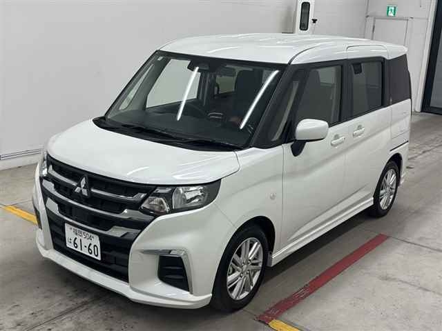 MITSUBISHI DELICA D:2