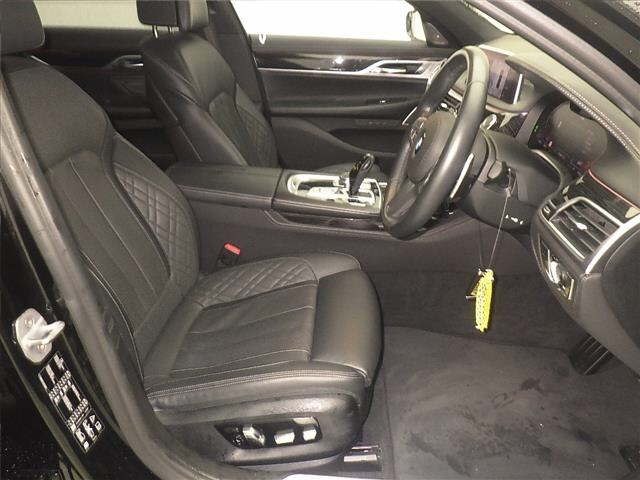 BMW 7-SERIES