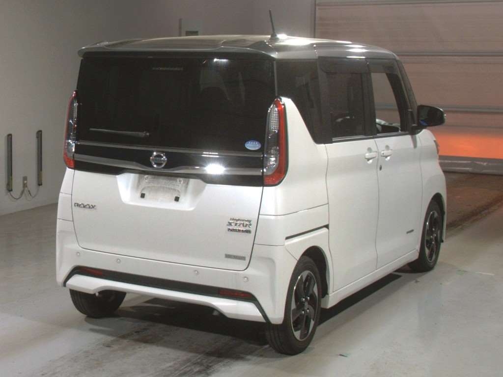 NISSAN ROOX