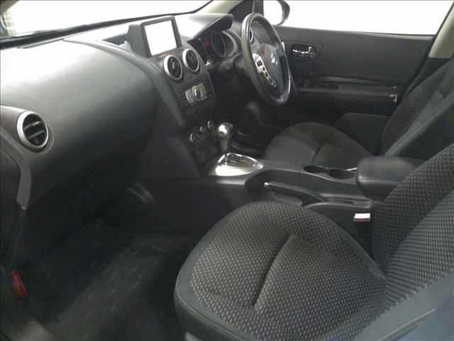 NISSAN DUALIS