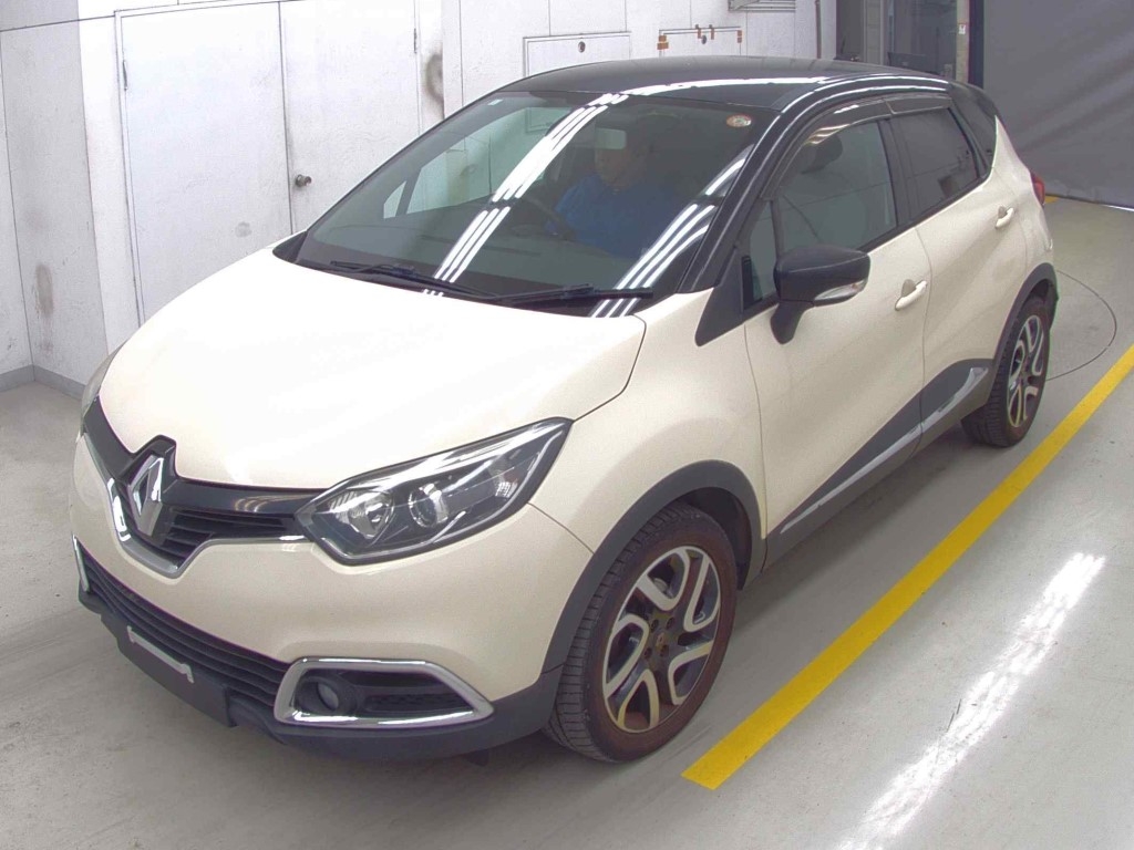 RENAULT CAPTUR