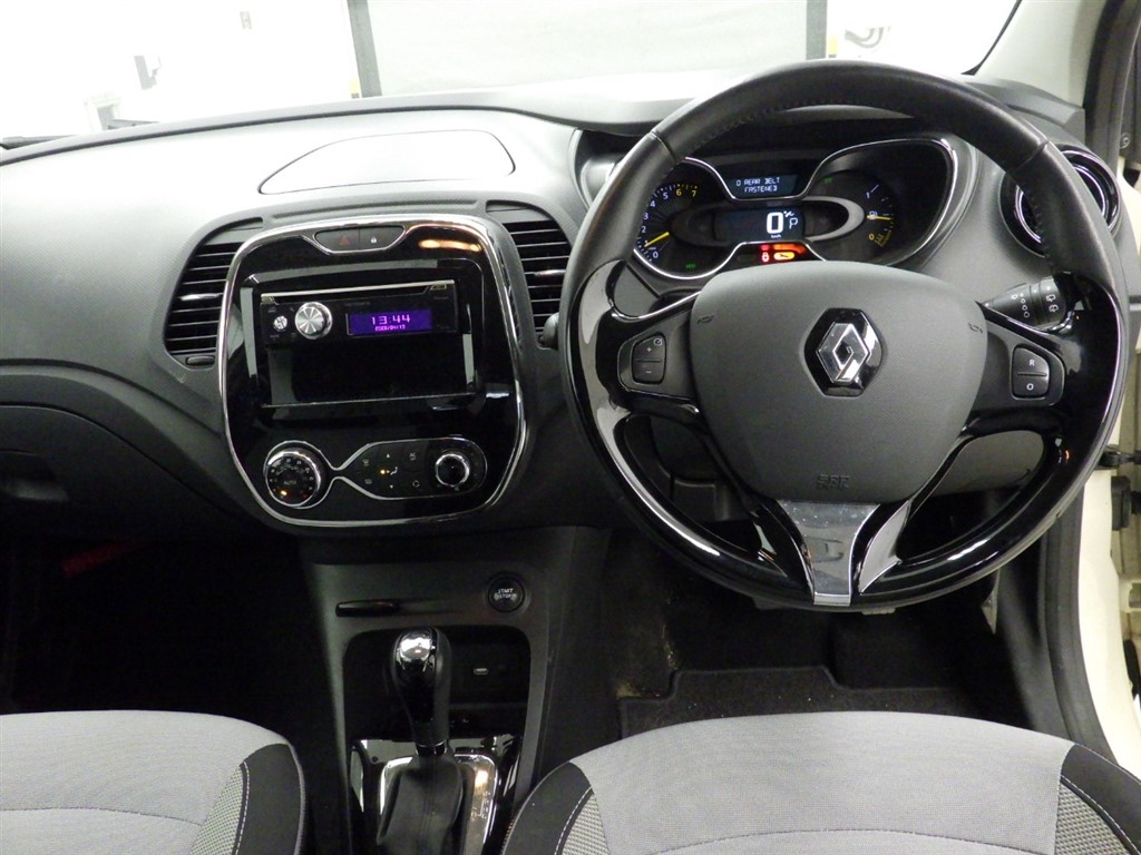 RENAULT CAPTUR