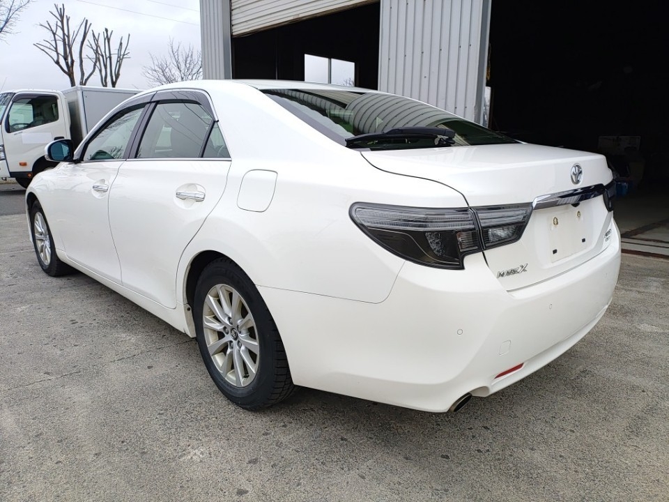 TOYOTA MARK X