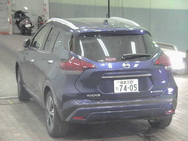 NISSAN KICKS