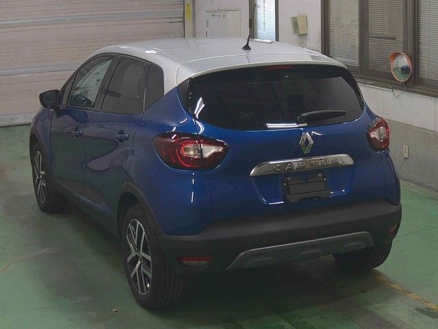 RENAULT CAPTUR