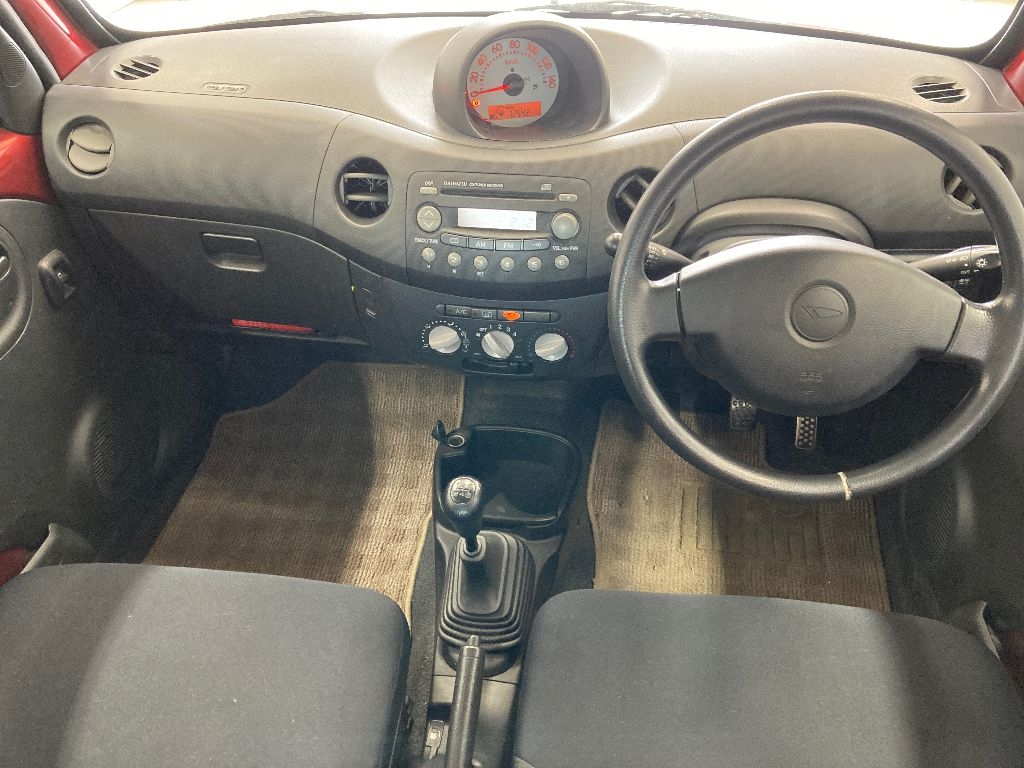 DAIHATSU ESSE