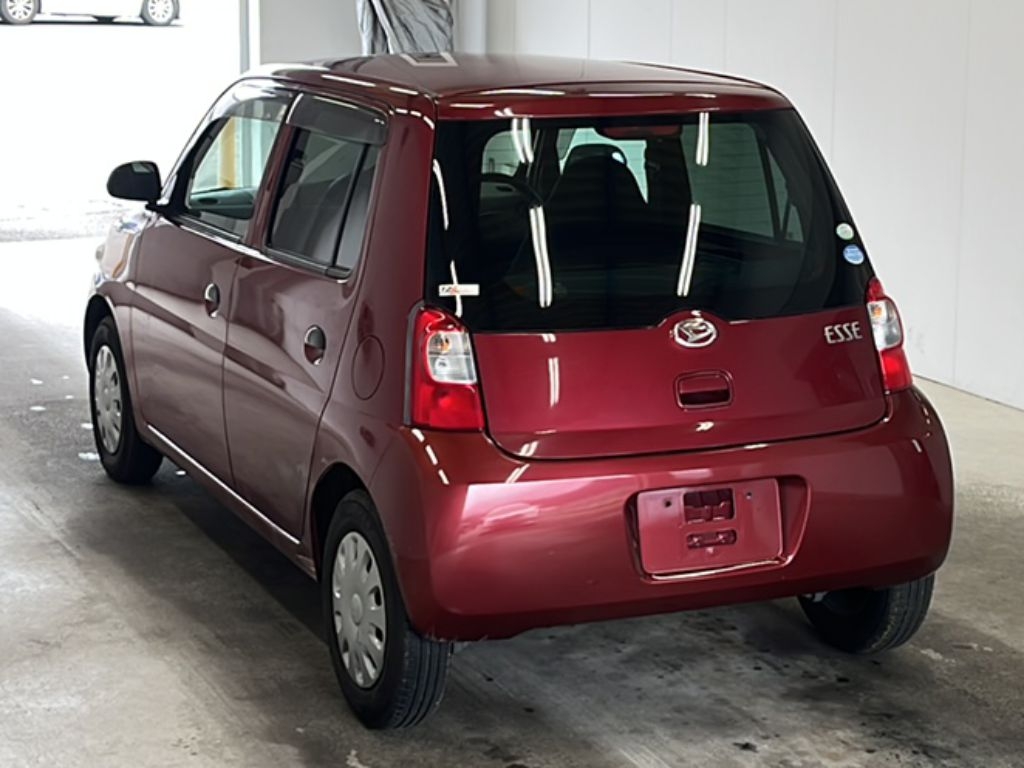 DAIHATSU ESSE