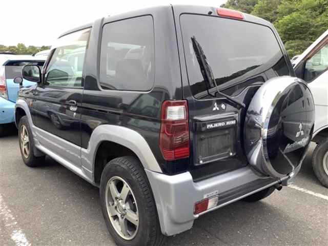 MITSUBISHI PAJERO MINI