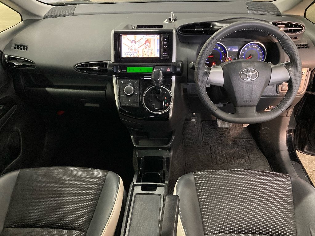 TOYOTA WISH