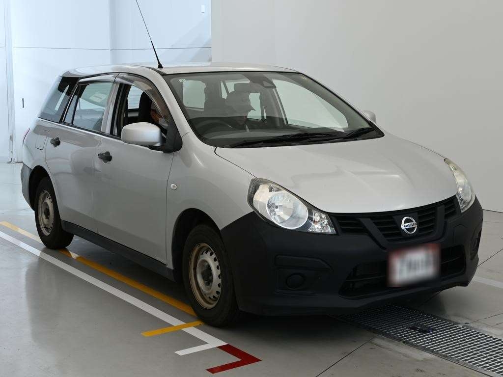 NISSAN AD