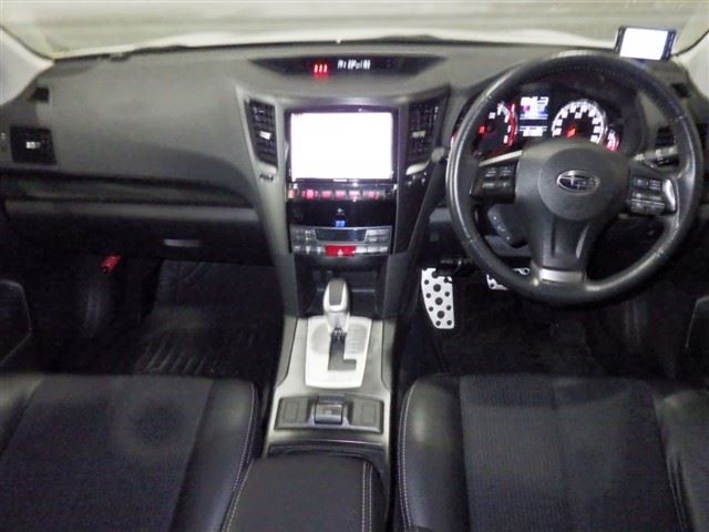 SUBARU LEGACY