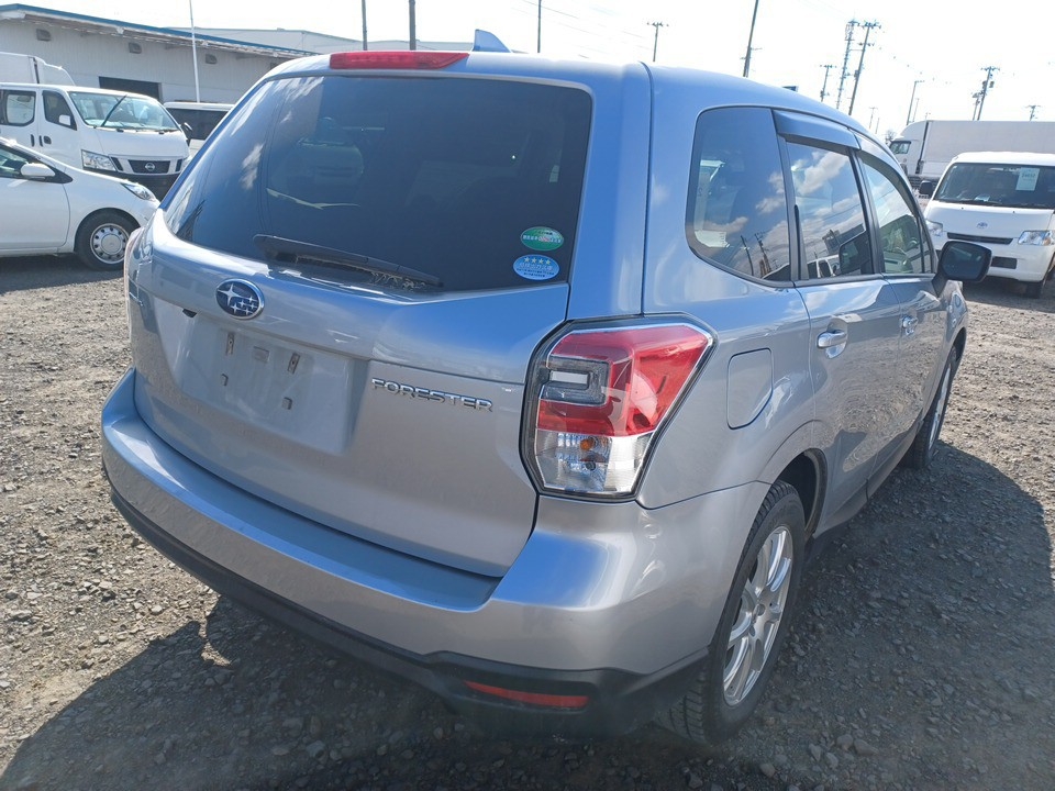 SUBARU FORESTER