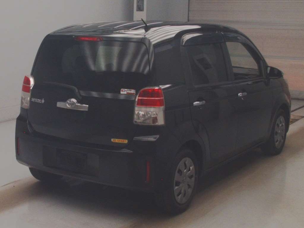 TOYOTA SPADE