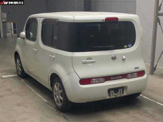 NISSAN CUBE