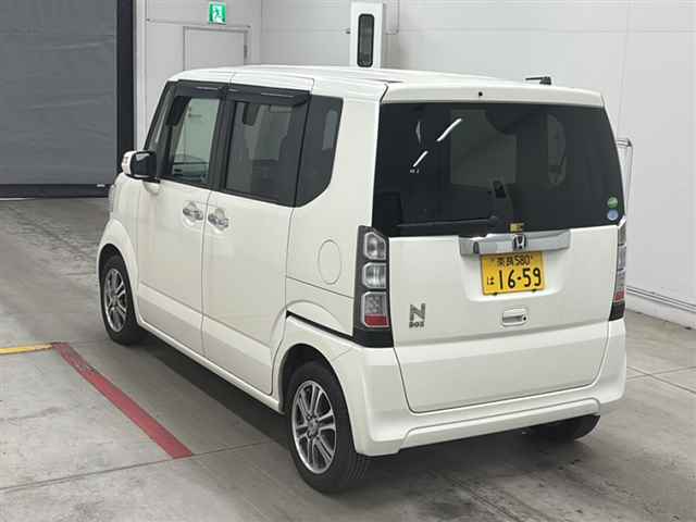 HONDA N-BOX