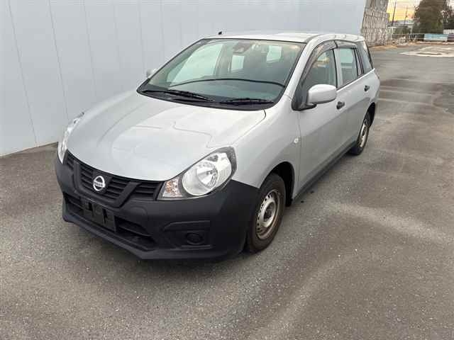 NISSAN AD